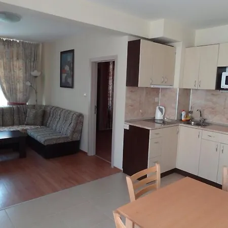 Comfortable Three-room 포마리