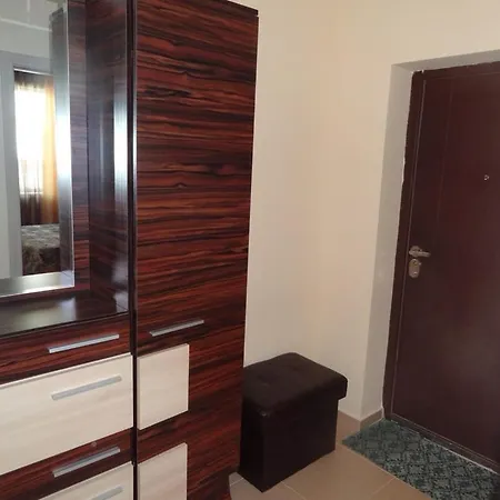 Comfortable Three-room 아파트